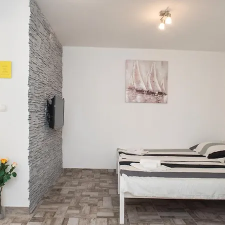 Studio Bilic Apartment *